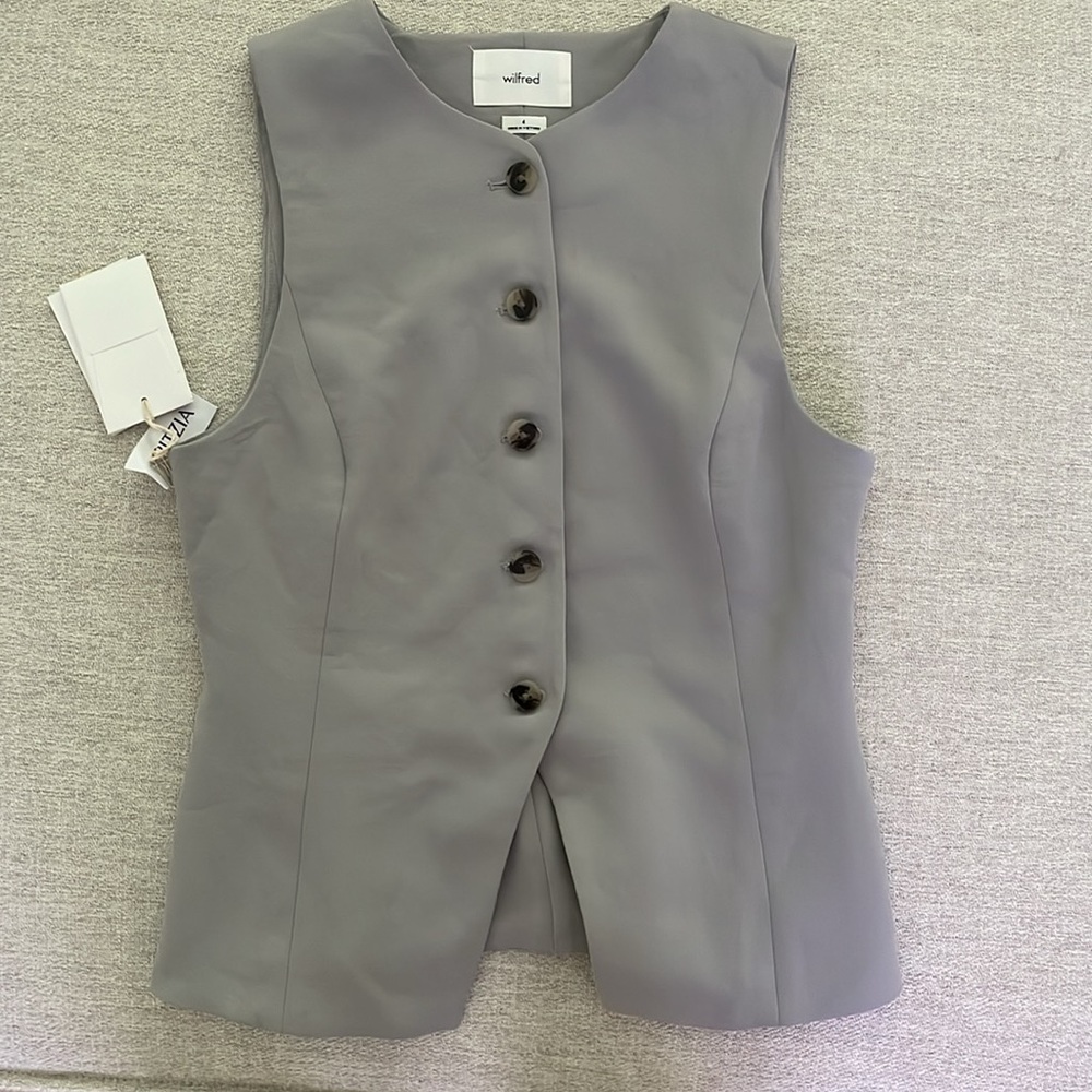 Aritzia Wilfred Regal Ashen Vest size 4